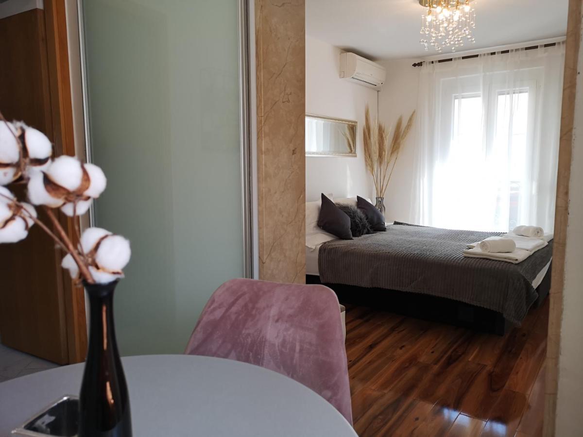 Apartments Spiro Спліт Екстер'єр фото
